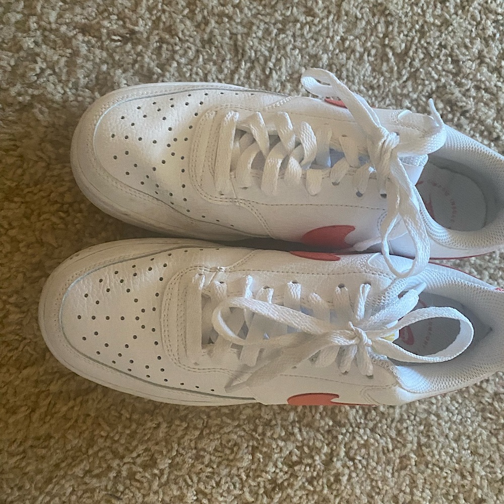 nike air forces size 7.5